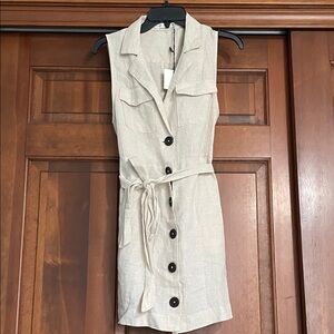 Sleeveless linen Button-Down Dress